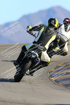 media/Jan-14-2022-Apex Assassins (Fri) [[4609ad47be]]/Trackday 2/Session 3/Turn 12 Backside/